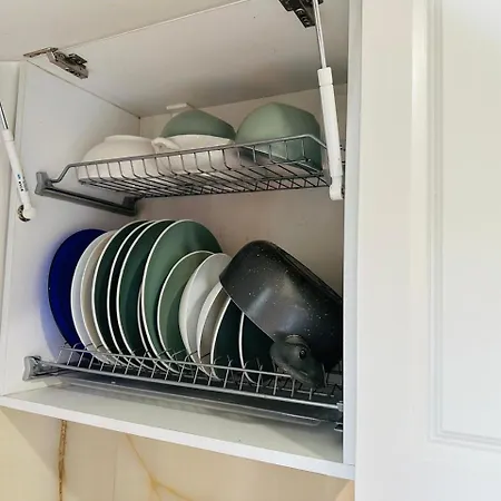 Sela Rent- & Optional Car Hire Penzion *