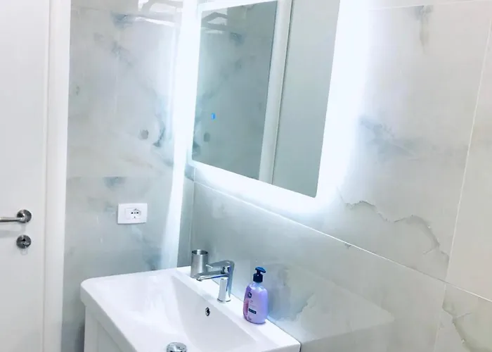 Sela Rent- & Optional Car Hire Tirana